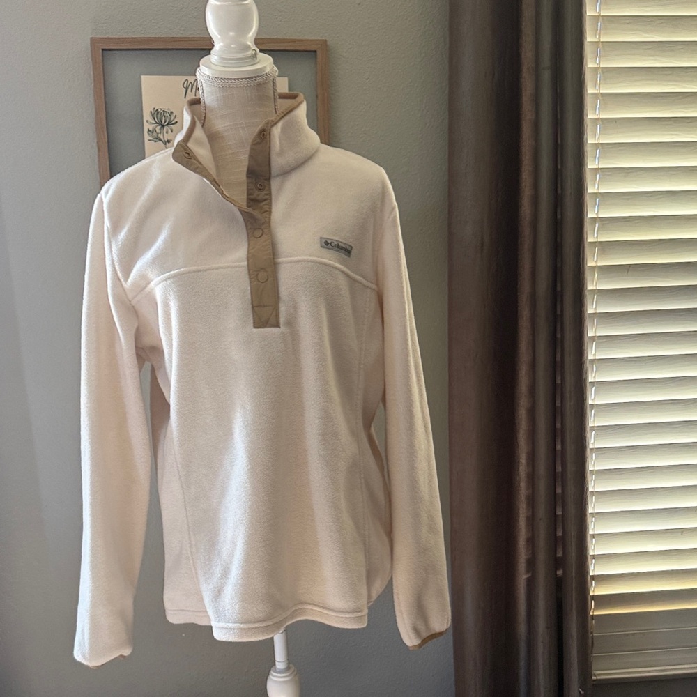 Columbia Cream Fleece Pullover